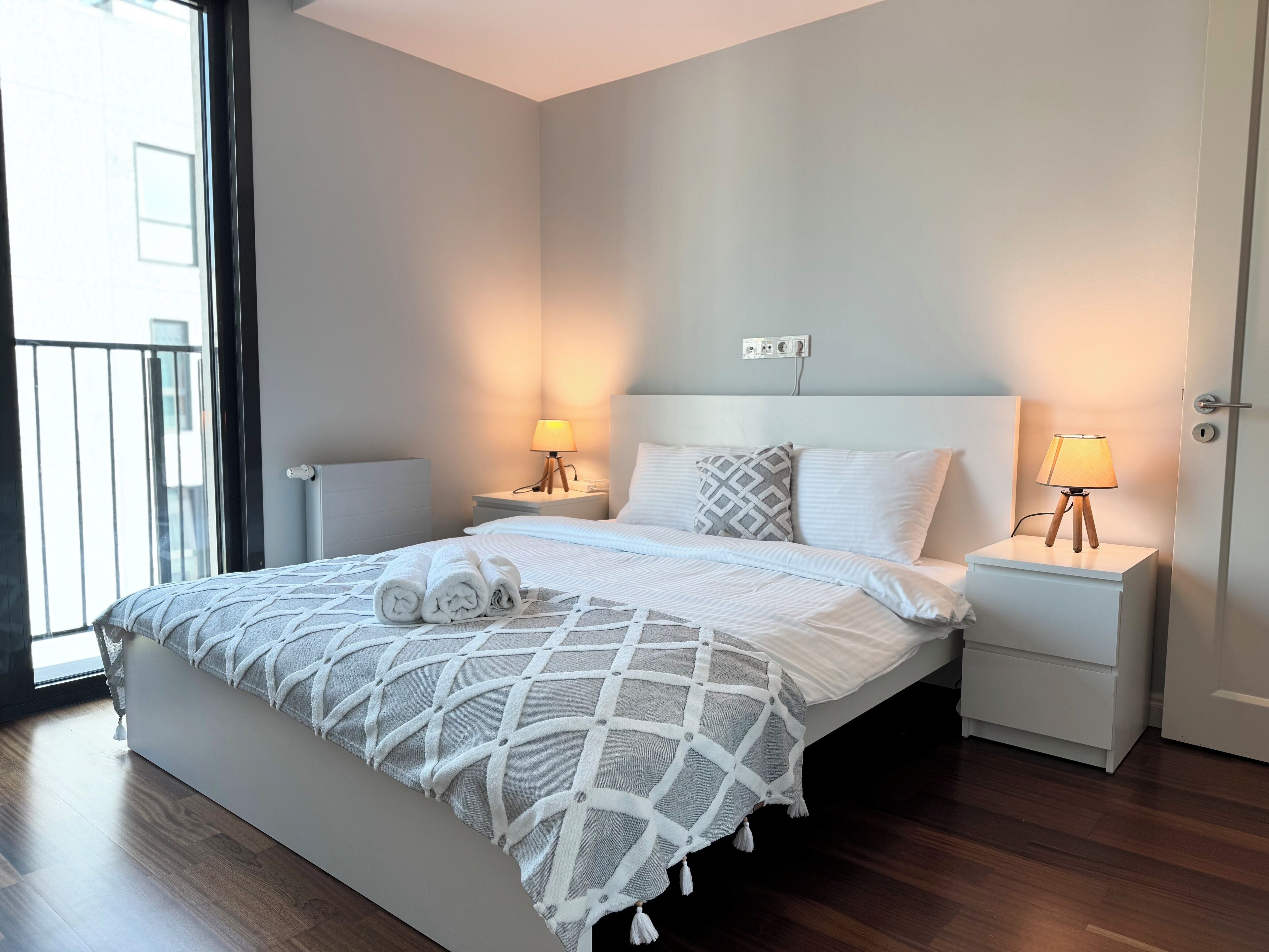 Egyptian cotton sheets, premium bedding, individually decorated