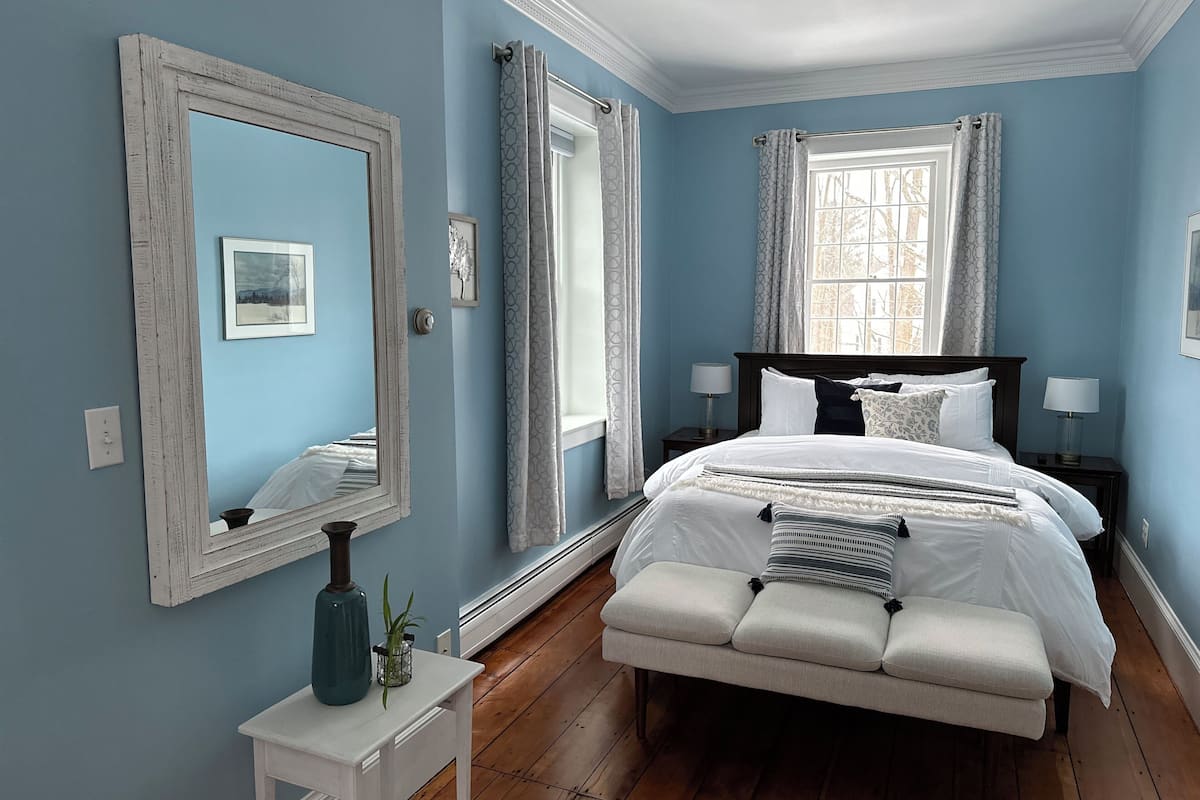 Superior Double Room, 1 Queen Bed | Minibar, blackout drapes, free WiFi