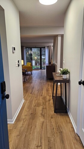 N. Columbus Townhome with 3bd, 2.5ba, Centrally Located!