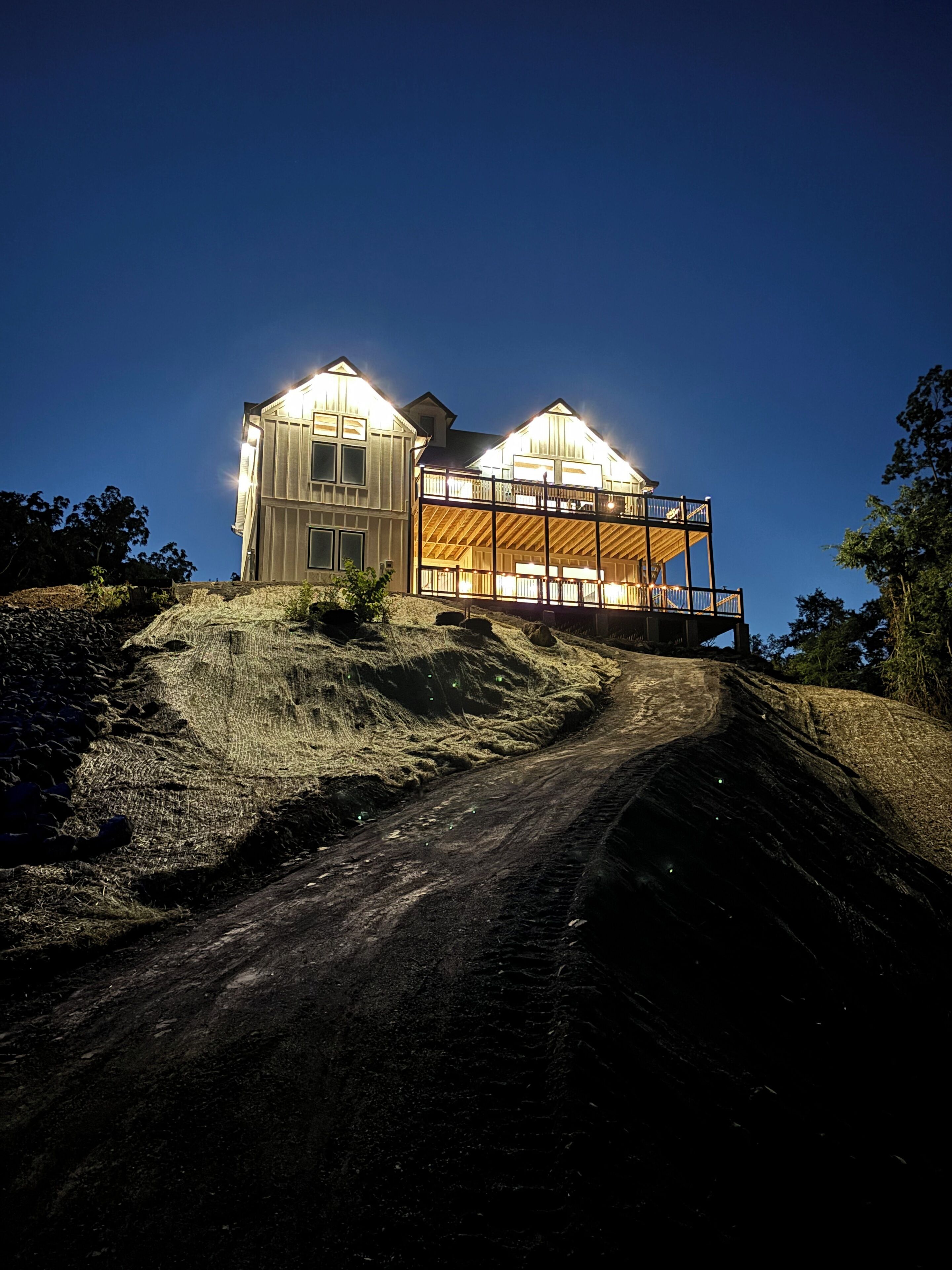 المنشأة من الخارج