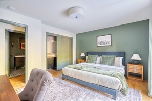 4 bedrooms, iron/ironing board, travel cot, WiFi