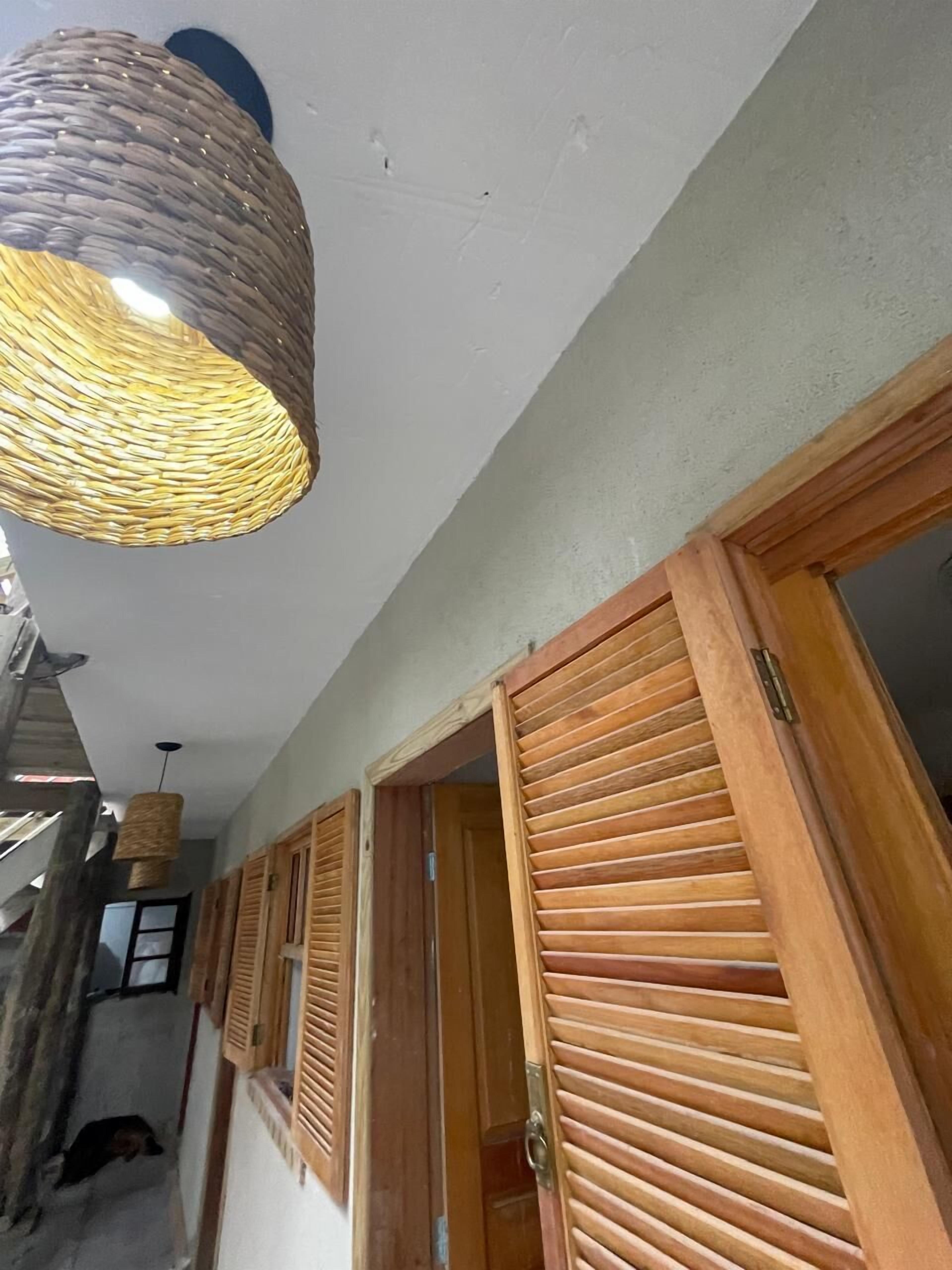 Suíte econômica, vista para o lago | 1 quarto, quartos à prova de som, Wi-Fi de cortesia