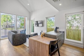 Interior - O`Four Lofts North, Unit A (Houston)