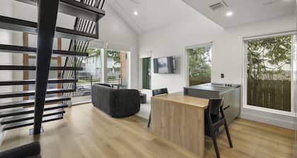 O`Four Lofts North, Unit A