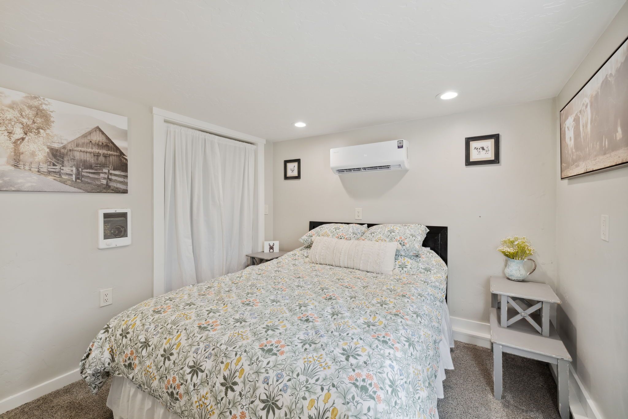 2 多间卧室、熨斗/熨衣板、WiFi、床单