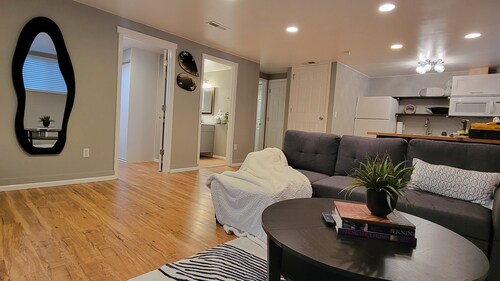 Perfect Proximity! 10 minutes away from airport.