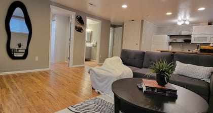 Perfect Proximity! 10 minutes away from airport.