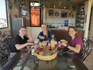 Desayuno inglés gratuito y diario