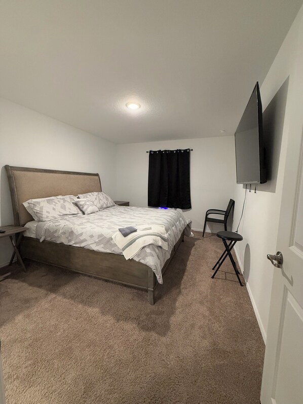 3 chambres, fer et planche à repasser, Wi-Fi, literie fournie