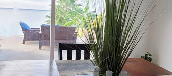 M&K's Charming 3-bedroom house by the Bay in lovely Corpus Christi with AC, WiFi