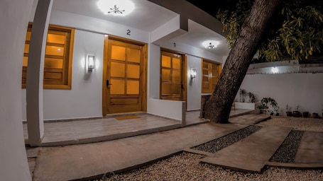 Exterior detail. Tropical Apartment Near Beaches & Rivers- Barahona