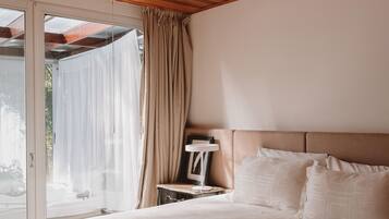 Premium bedding, memory-foam beds, minibar, individually decorated