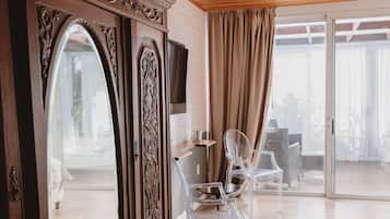 Deluxe Room, Garden View
