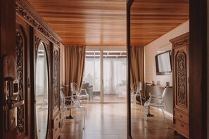 Deluxe Room, Garden View