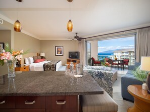 1 bedroom, iron/ironing board, free WiFi, bed sheets - Best Studio Ocean Views at Honua Kai - Soak In Maui Sunsets on This Expansive Lanai -Hokulani 719 (Lahaina)