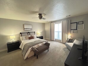 4 bedrooms, desk, iron/ironing board, travel cot