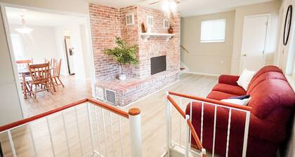 Spacious 4-bedroom Off-Campus House