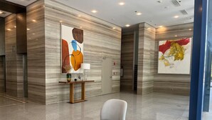 Lobby - Luxurious 2-BR, 2-BA, 34th Flr, 38 Park Avenue (Cebu City)