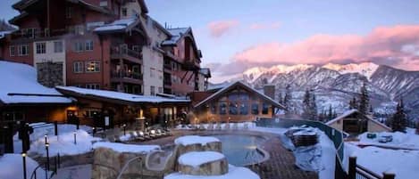 Enceinte de lâhĂ©bergement