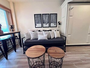 Smart TV, fireplace, offices