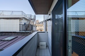 Room 201, non-smoking | Terrace/patio - House Hotel Ekoda (Tokyo)