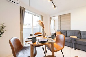 Room 301, non-smoking | Living area | 32-inch flat-screen TV with digital channels - House Hotel Ekoda (Tokyo)