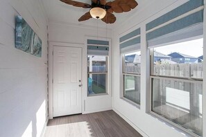 Interior - North Austin Retreat with Home Office

 (Pflugerville)
