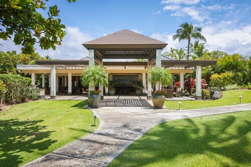 Luxury Vacation Retreat at Mauna Lani Point