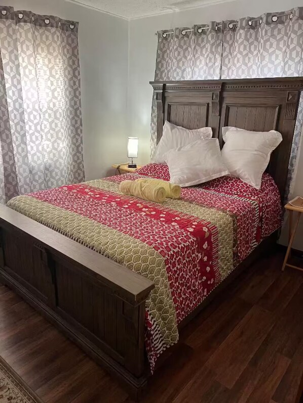 3 bedrooms, WiFi, bed sheets