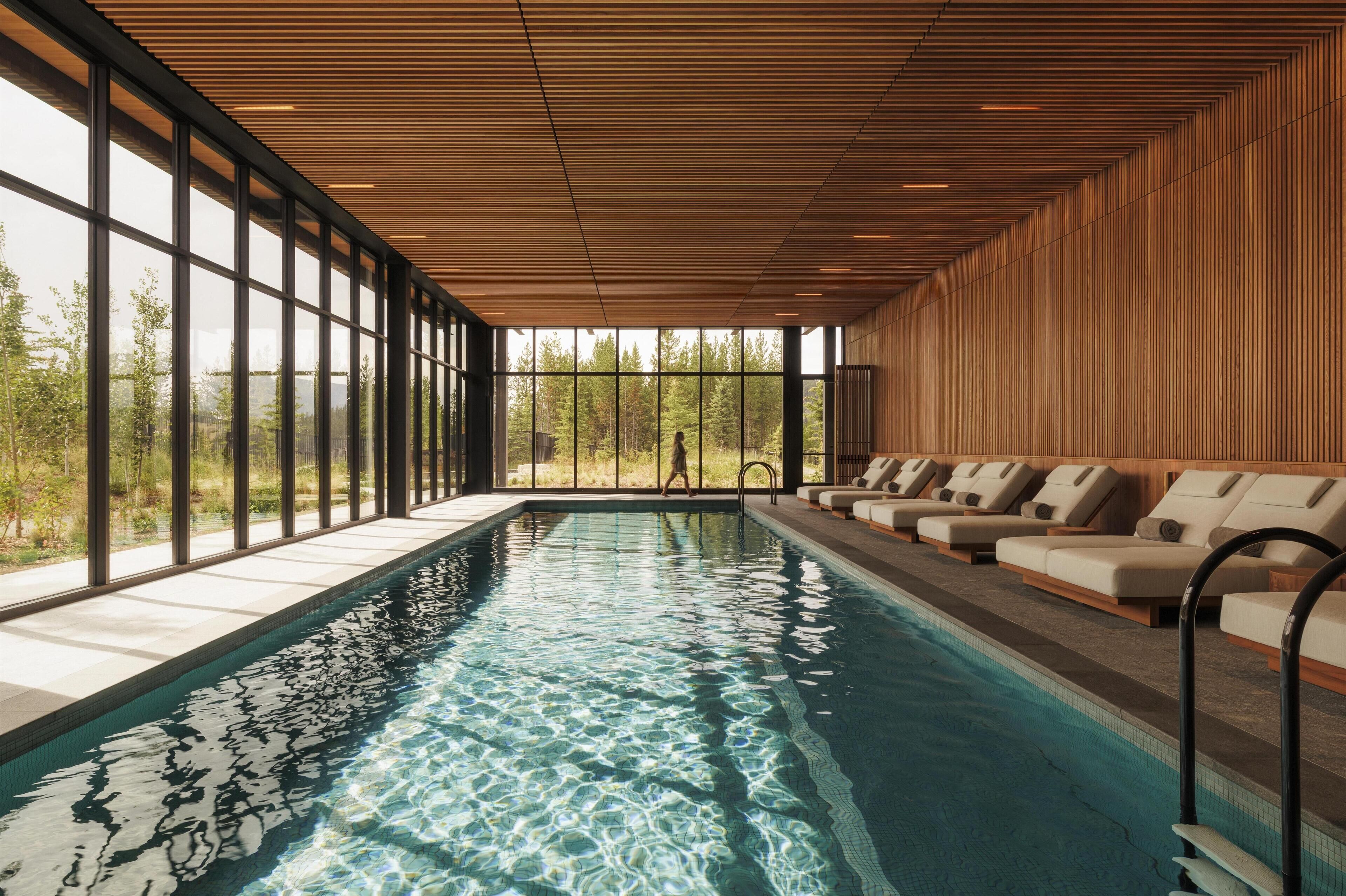 身体护理、水疗法、芳香疗法、深层组织按摩、运动按摩、身体磨砂