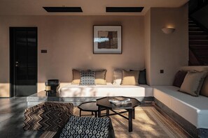 Standard House, Patio, Mountain View | Living room