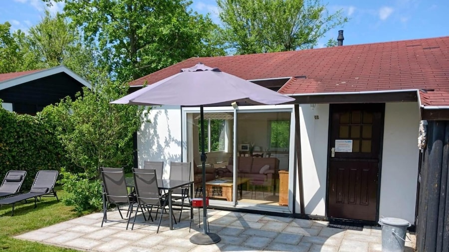 Comfortable Holiday Bungalow for 4 People