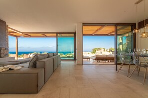 Interior - Villa Supernova Lux - Independent Villa (Aglientu)