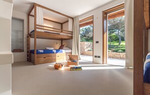7 Schlafzimmer