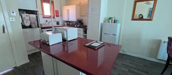 Woodlands Cottage cottage sleeps 5