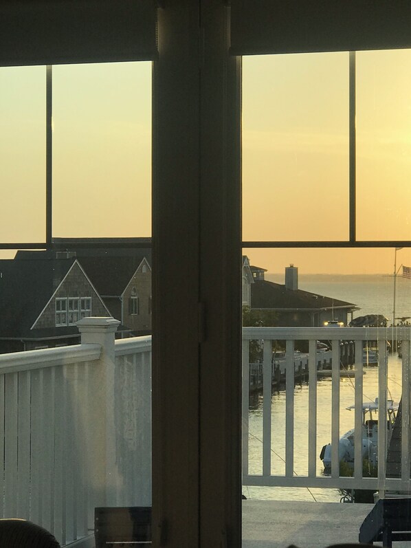 Interior - WATERFRONT 5-bedroom w/heated pool NORMANDY BEACH (Lavallette)