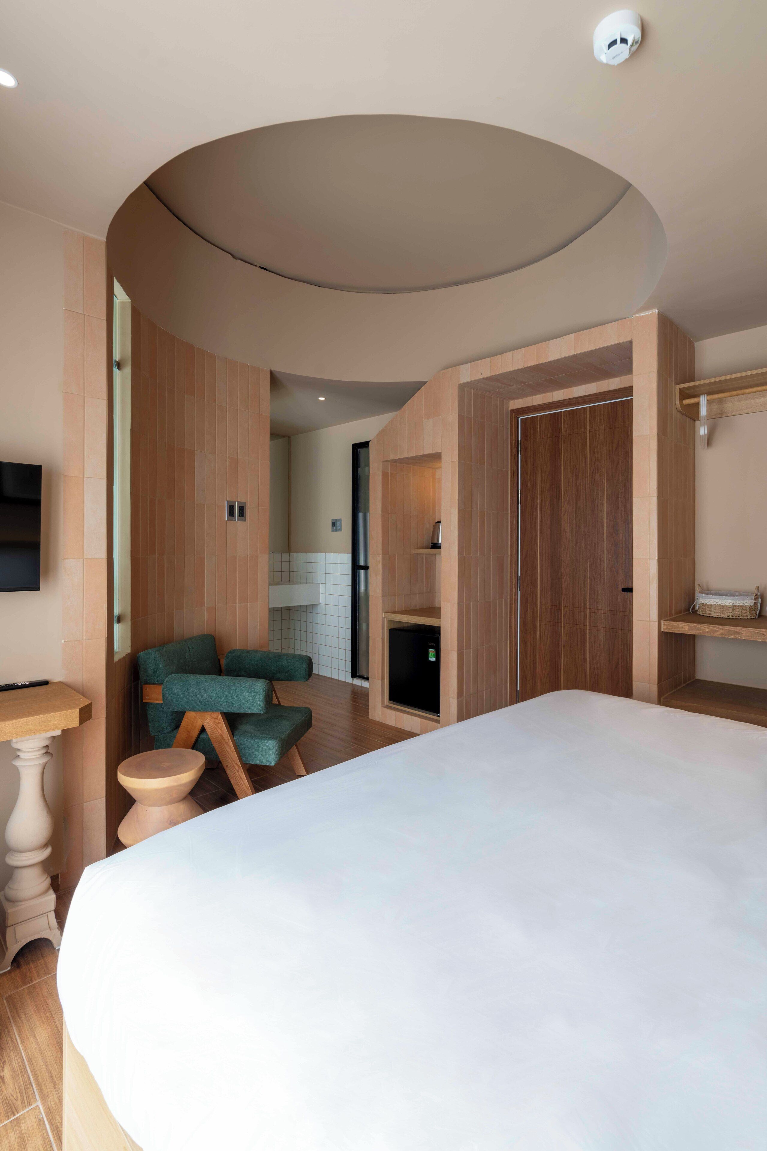 Junior Double Room, Balcony, City View