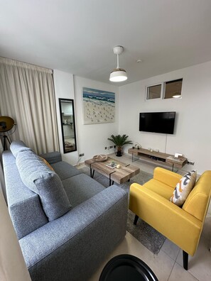 TV - Jardines Tropicales-Puerto Banús (Marbella)