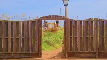 Enceinte de lâhĂ©bergement