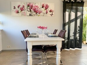 House | Dining - Renovated Bungalow With Garden (Sint Maartensvlotbrug)