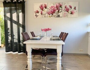 House | Living room - Renovated Bungalow With Garden (Sint Maartensvlotbrug)