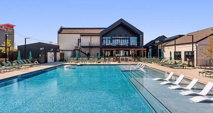 1B/1B Round Rock:Pool, Sauna & On-Site Coffee Shop