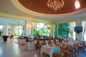 Dining - El Tigre Deluxe, 2 BD, Large terrace, Golf View & BBQ (Nuevo Nayarit)