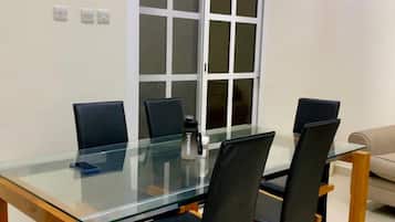 Room, 1 Bedroom, Smoking, Balcony | Dining room