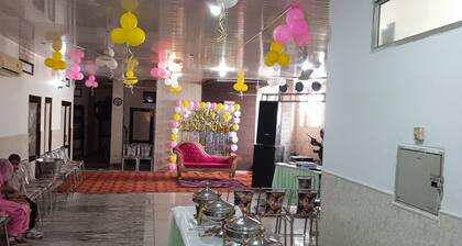 Hotel Raj Mahal has Charming 6-bedroom hotel with AC and WiFi in LUDHIANA,