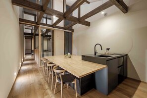 Casa tradicional, 2 habitaciones, para no fumadores, sauna | Comedor