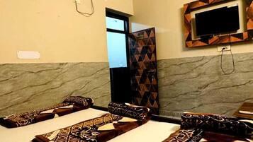 Deluxe Room | Free WiFi