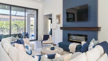 TV, lareira, escritórios