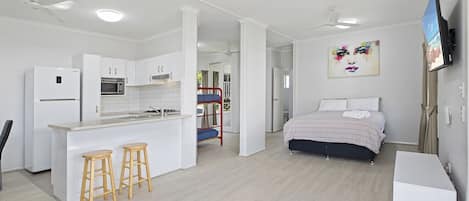 1 Schlafzimmer, Bügeleisen/Bügelbrett, WLAN, Bettwäsche