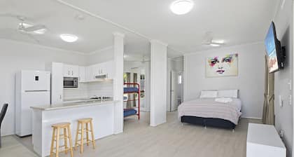 MANA, part of the Ohana Surf Bungalows (<5 minute walk to beach and shops).